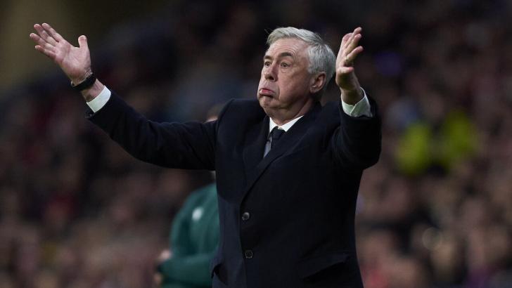 Real Madrid coach Carlo Ancelotti gesticulates
